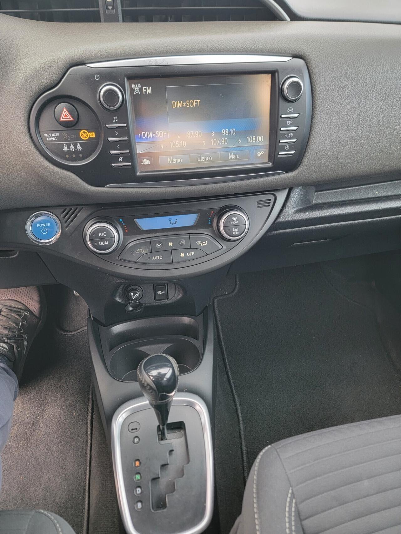 Toyota Yaris 1.5 Hybrid Active SOLO 47 MILA KM !