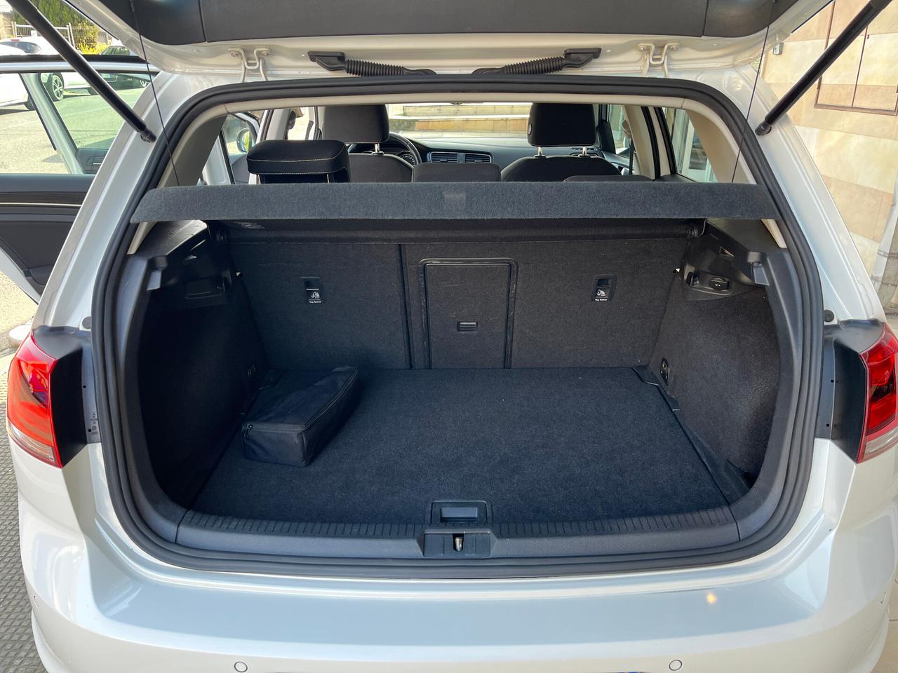 Volkswagen Golf 2.0 TDI 5p. Highline 150cv