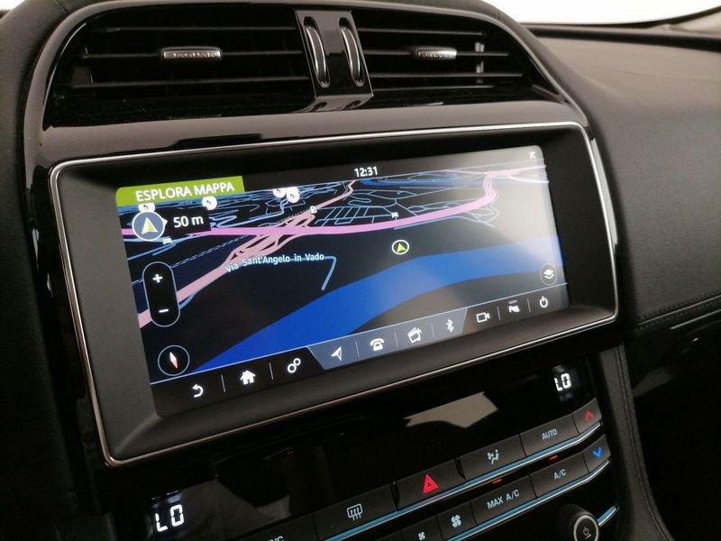 Jaguar F-Pace 2.0d i4 Portfolio awd 180cv auto my20