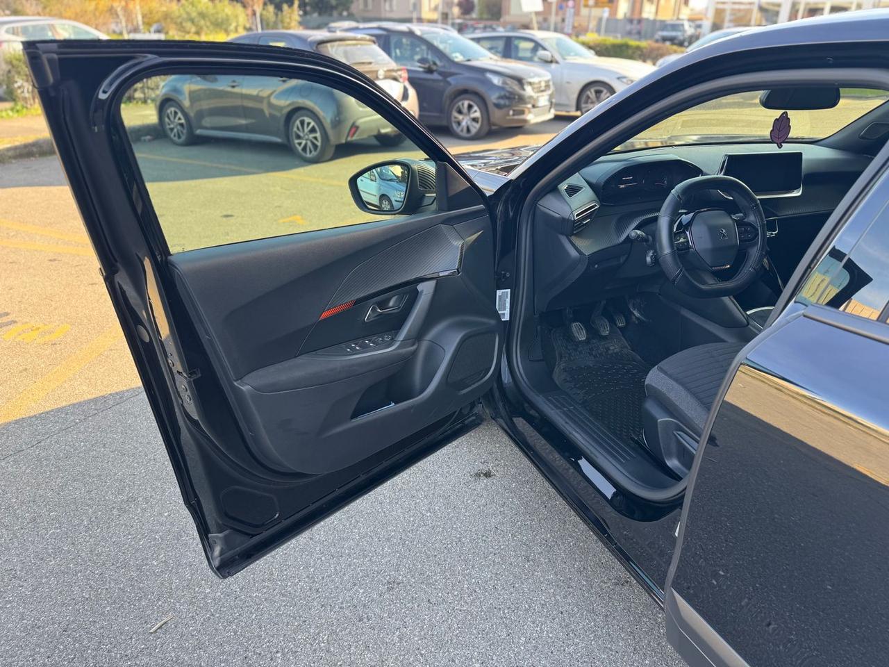 Peugeot 2008 Active Pack 1.2 PureTech 100 #8148