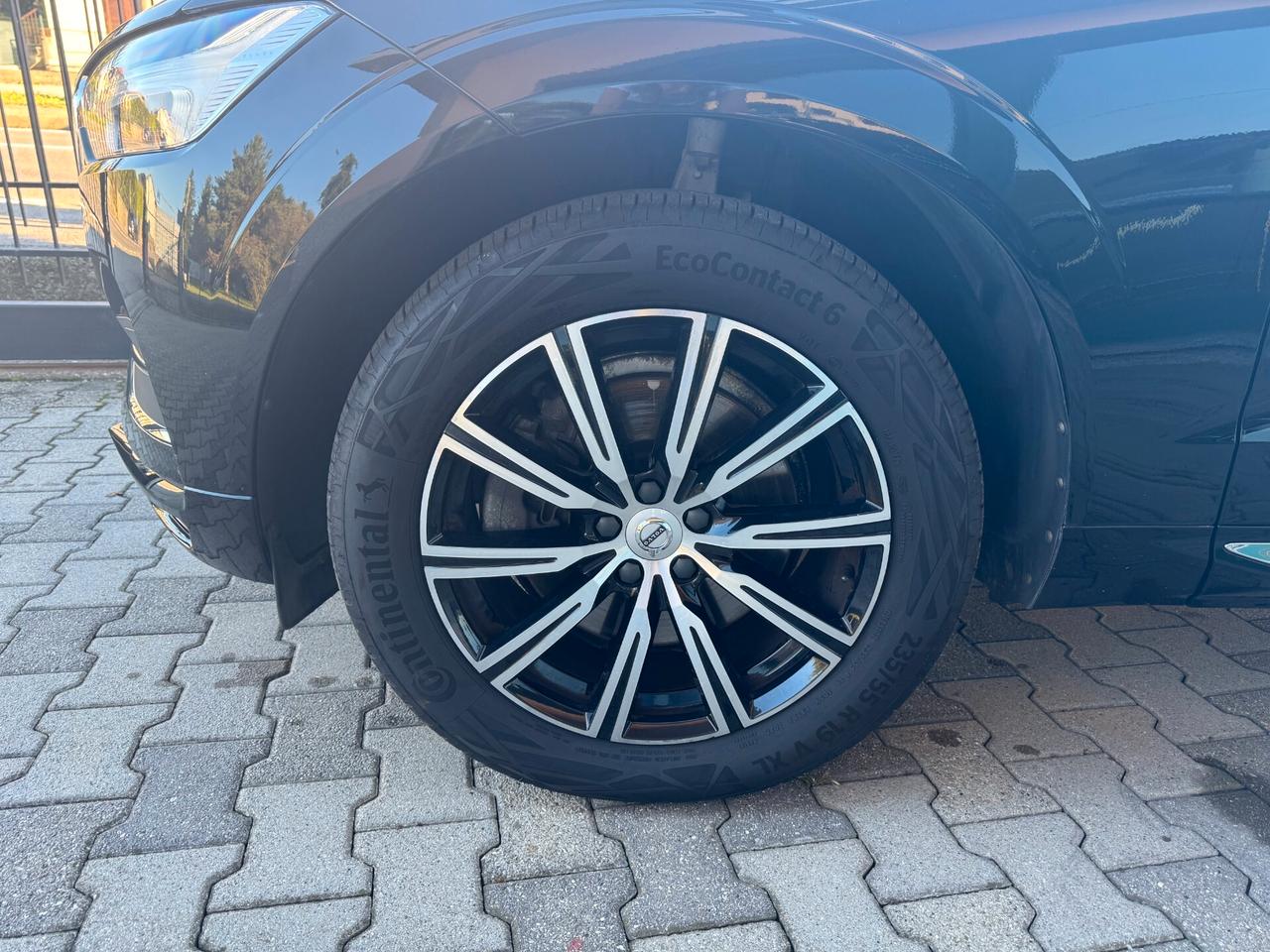 Volvo XC 60 XC60 B4 (d) AWD Geartronic Inscription