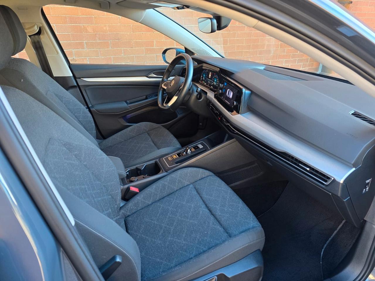 Volkswagen Golf 1.0 eTSI EVO DSG Life