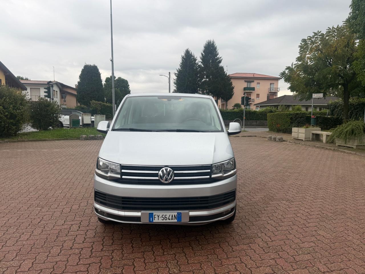 Volkswagen Caravelle 2.0 TDI 150CV DSG