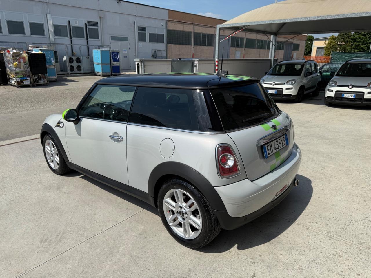 Mini 1.6 16V Cooper D