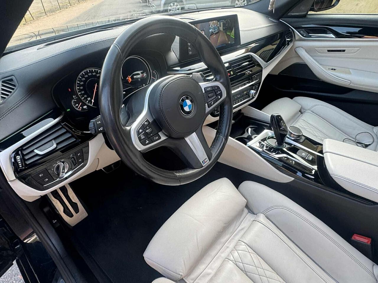BMW 530 XDRIVE 2018 3.0 DIESEL ACCESSORIATA