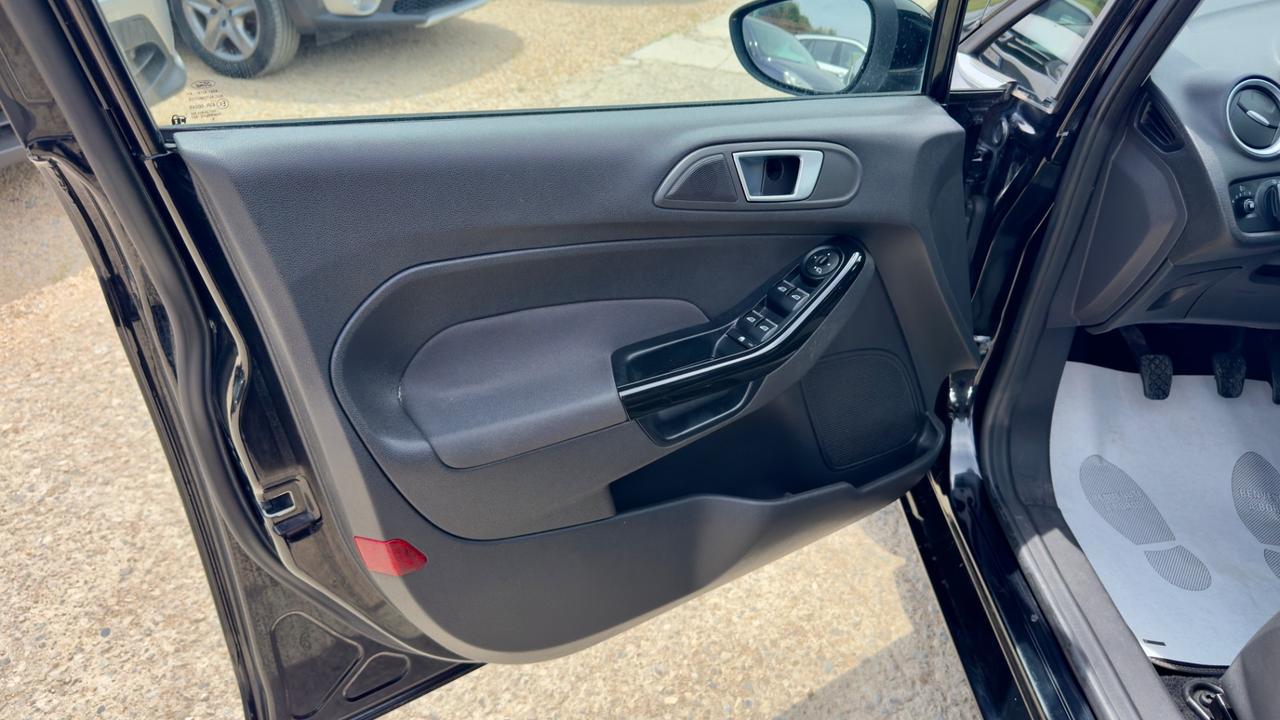 Ford Fiesta 1.0 EcoBoost 100CV 5 porte Titanium