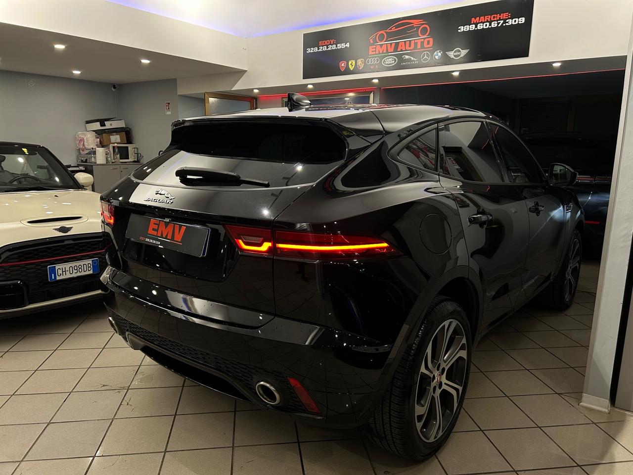 Jaguar E-Pace 2.0D 150 CV AWD aut. R-Dynamic HSE