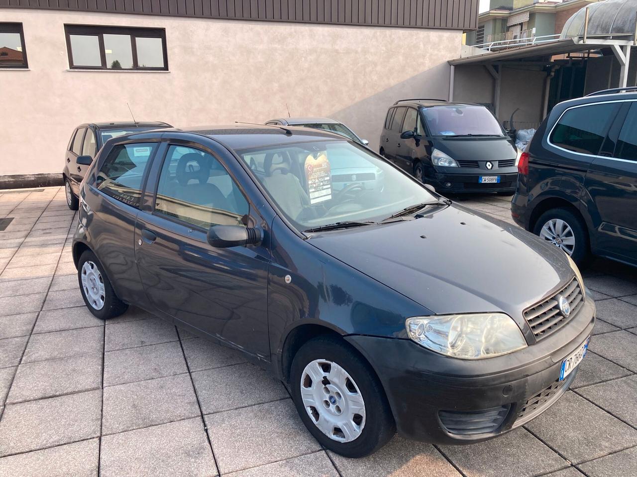 Fiat Punto 1.2i cat 3 porte EL