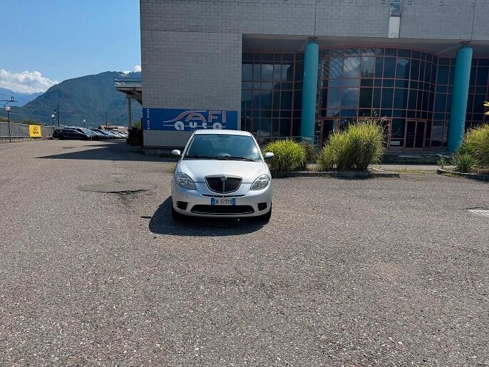 Lancia Ypsilon 1.2 Argento