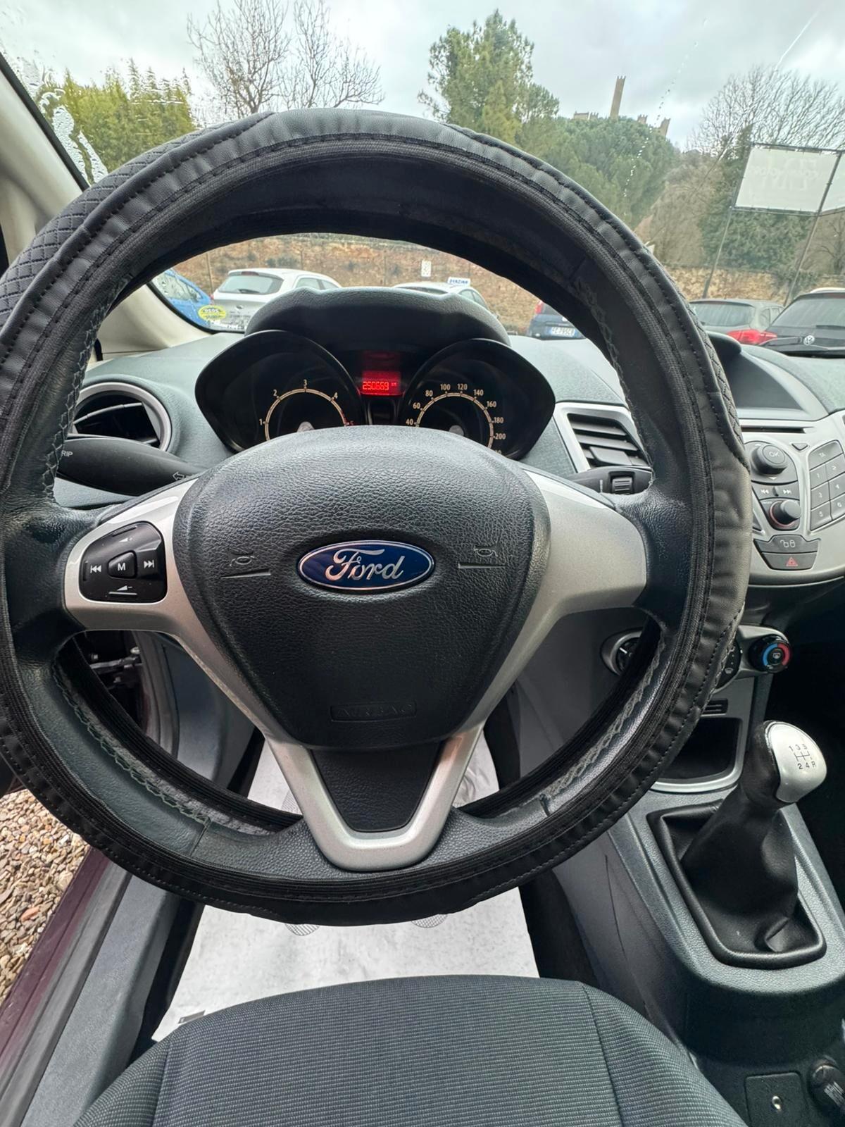 Ford Fiesta 1.4 TDCi 5p. Titanium