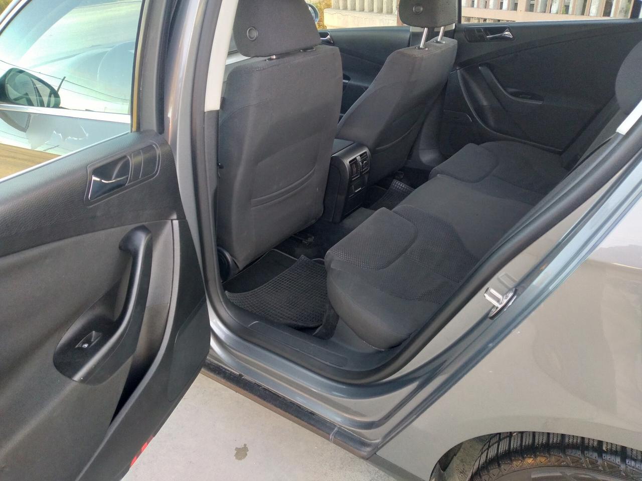 Volkswagen Passat 2.0 TDI DPF Comfortline