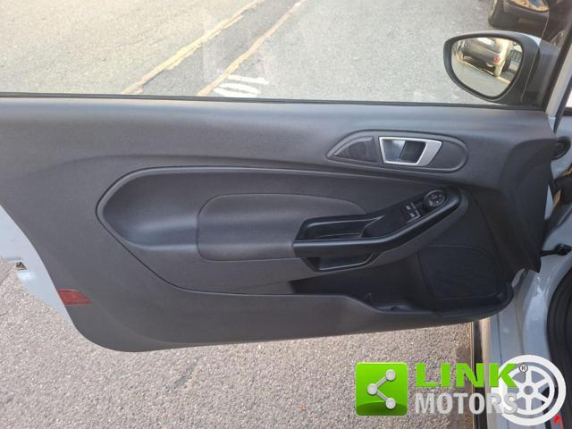 FORD Fiesta 1.6 200CV 3 porte ST 200