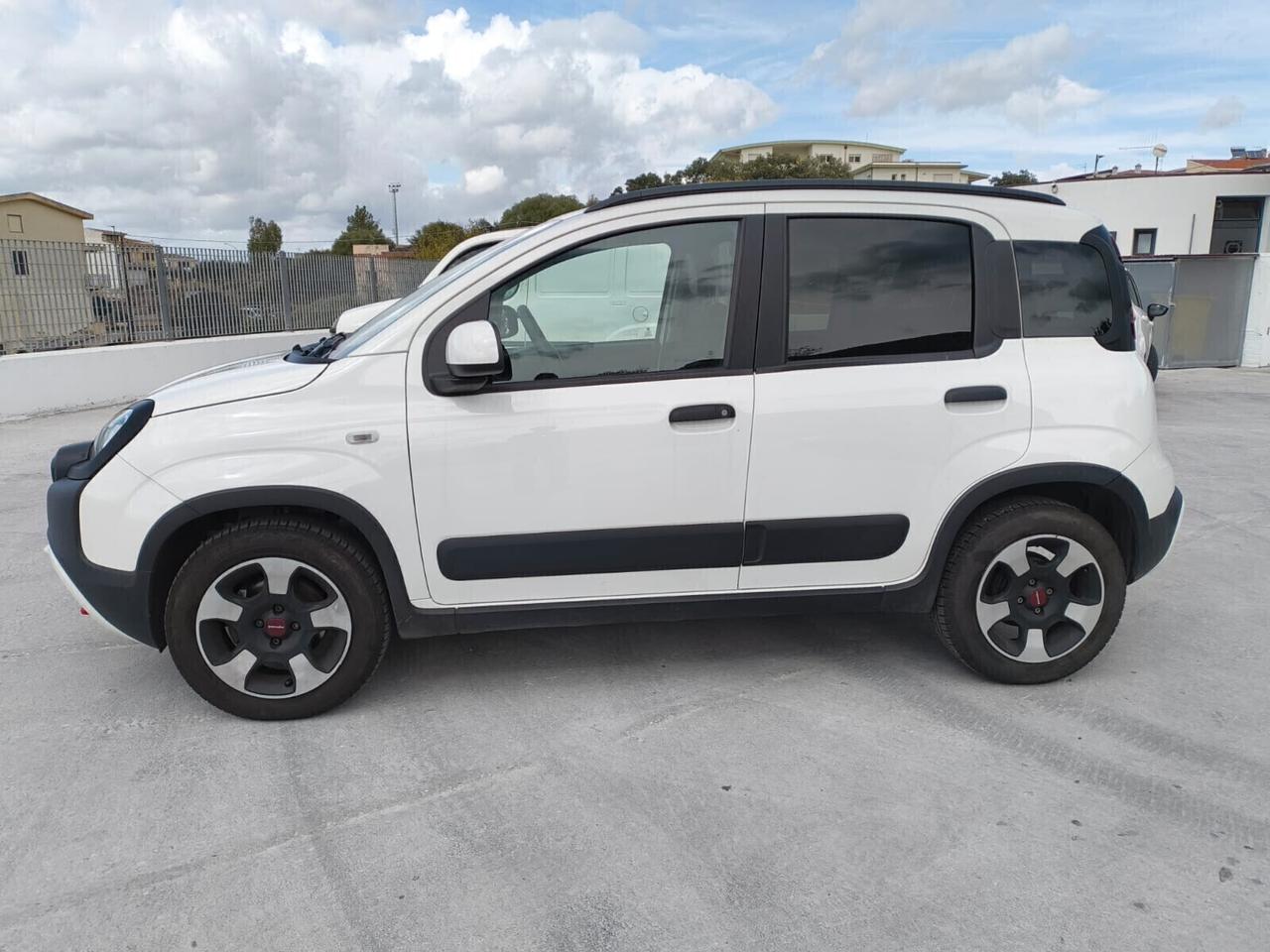 Fiat Panda Cross 1.0 FireFly S&S Hybrid ANNO 2023