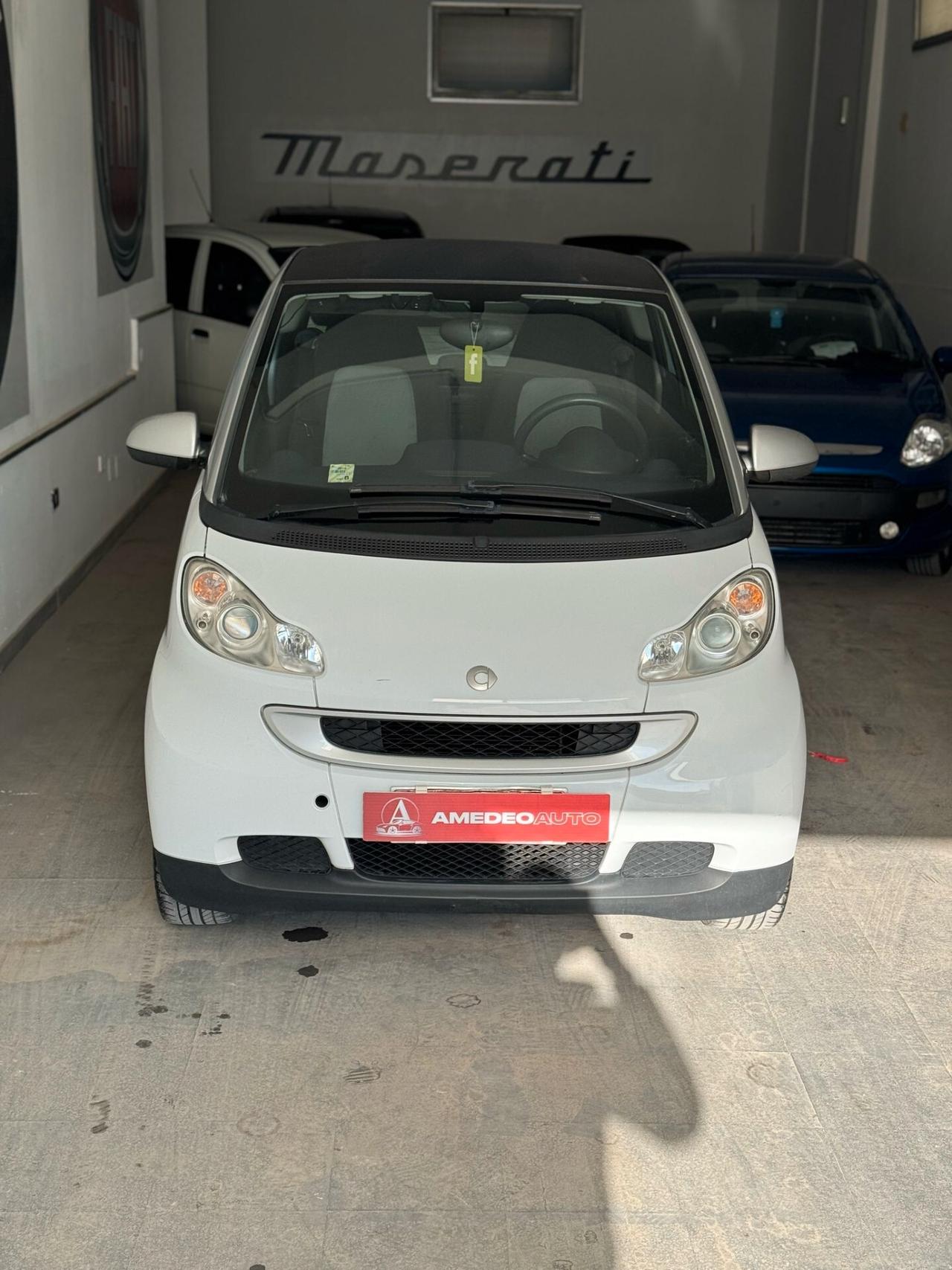 Smart ForTwo 1000 52 kW MHD coupé pure