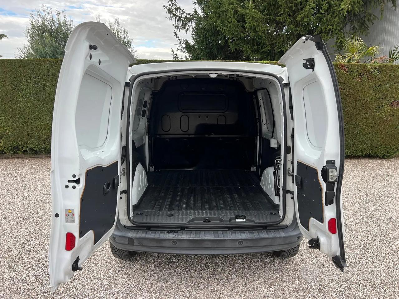 RENUALT KANGOO 1.5 DCI ENERGY RAPID EXTRA