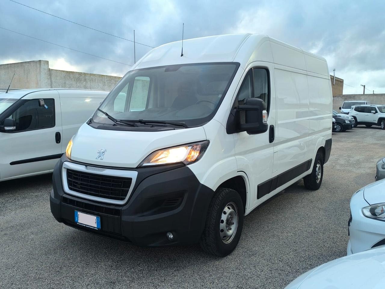 Peugeot Boxer 335 2.2 BlueHDi 140 S&S PM-TM 2019