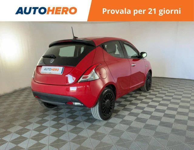 LANCIA Ypsilon 1.0 FireFly 5 porte S&S Hybrid Silver