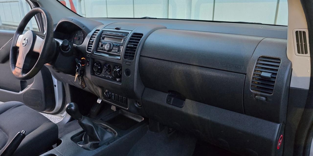 Nissan Navara 2.5 dCi 4 porte Double Cab XE