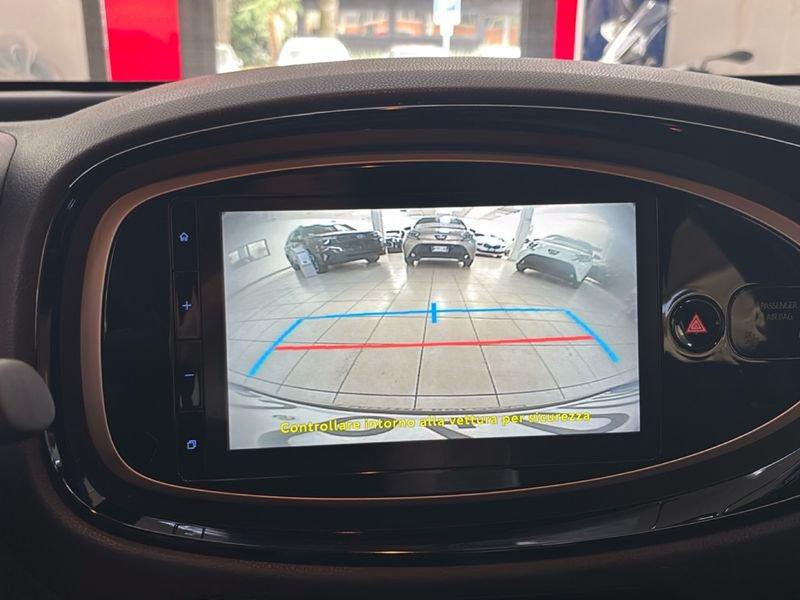 Toyota Aygo X 1.0B (72 CV) Lounge S-CVT