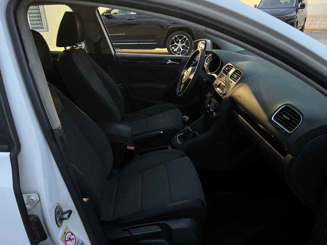 Volkswagen Golf 1.6 TDI 5p. Trendline 2010