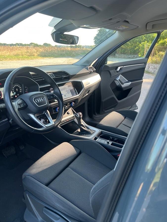 Audi Q3 SPB 35 TDI S tronic Business Plus