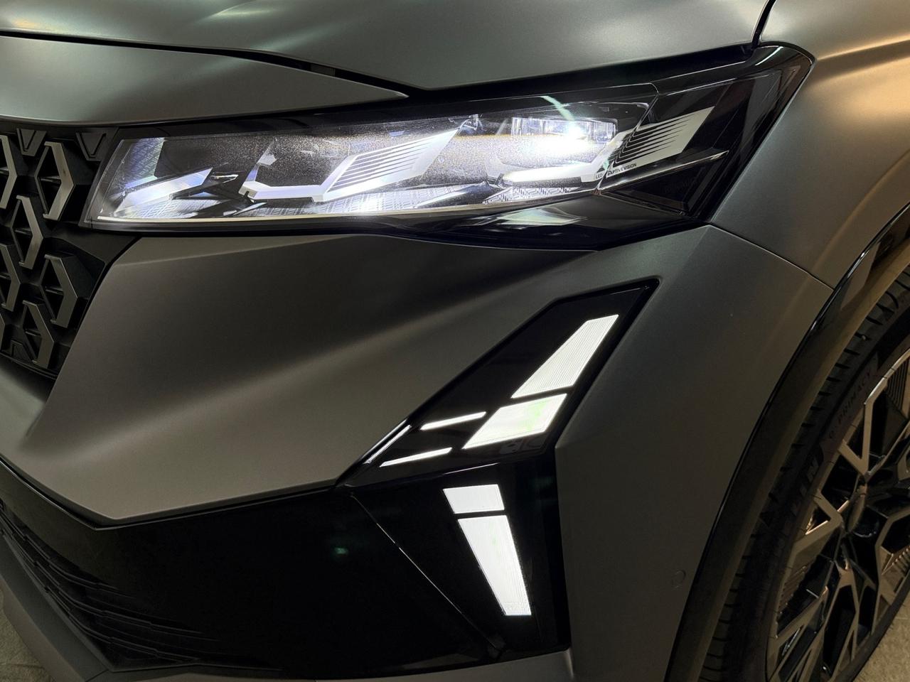 RENAULT Austral 2025 - Austral 1.2 full hybrid E-Tech Esprit Alpine 200cv auto