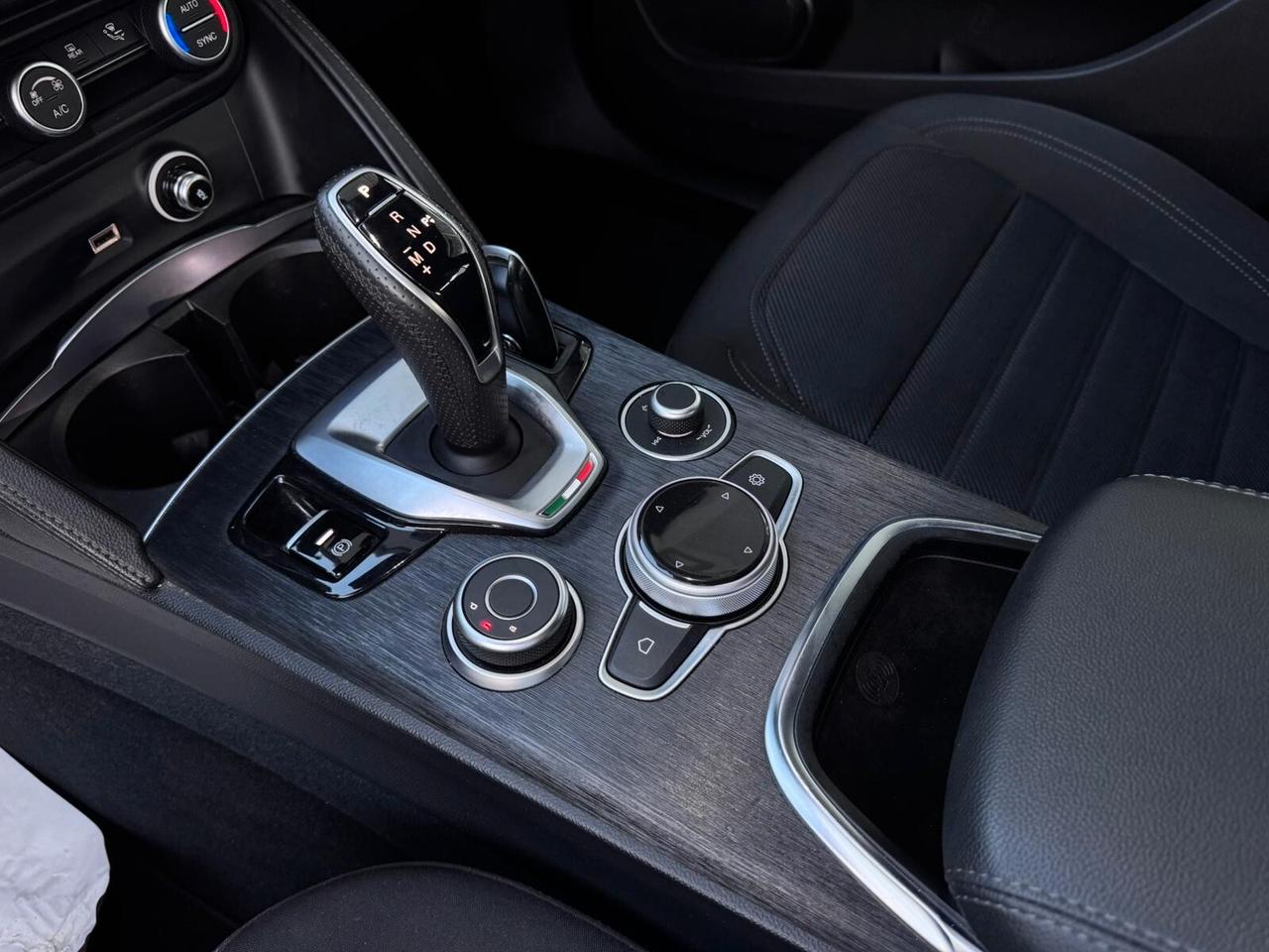 Alfa Romeo Stelvio 2.2 Turbodiesel 190 CV AT8 Q4 Super Business
