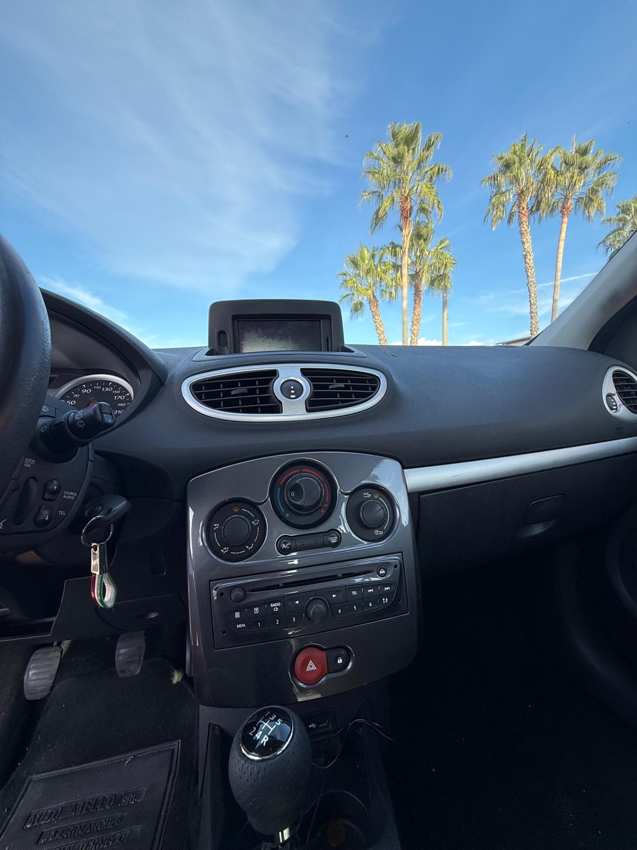 Renault Clio 1.2 16V 5 porte GPL Dynamique