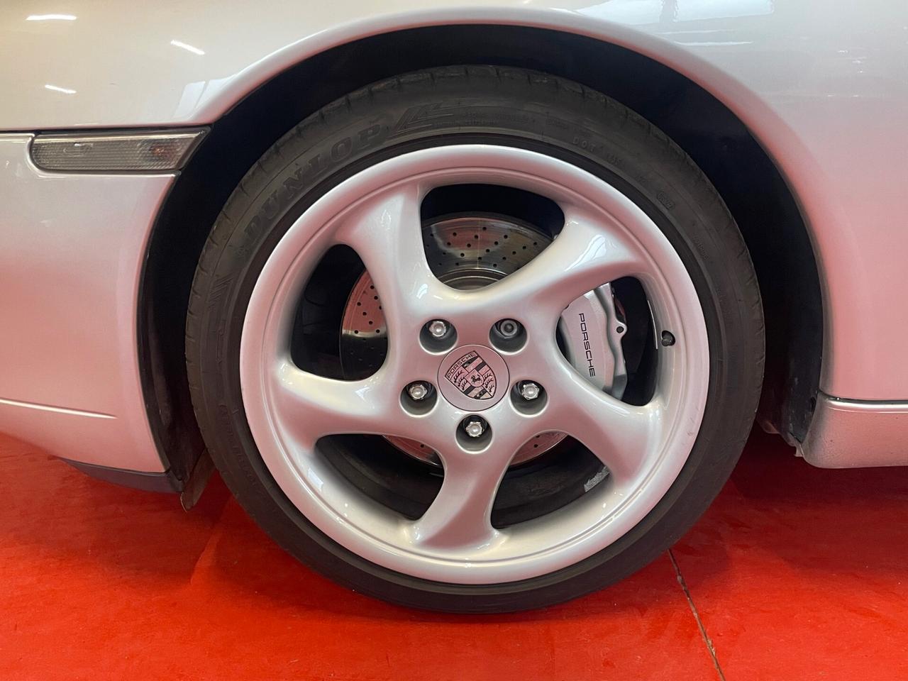 Porsche 911 996 carrera