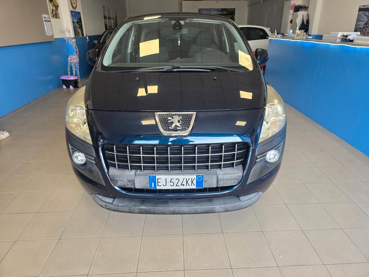 Peugeot 3008 1.6 HDi 112CV cambio robotizzato Tecno