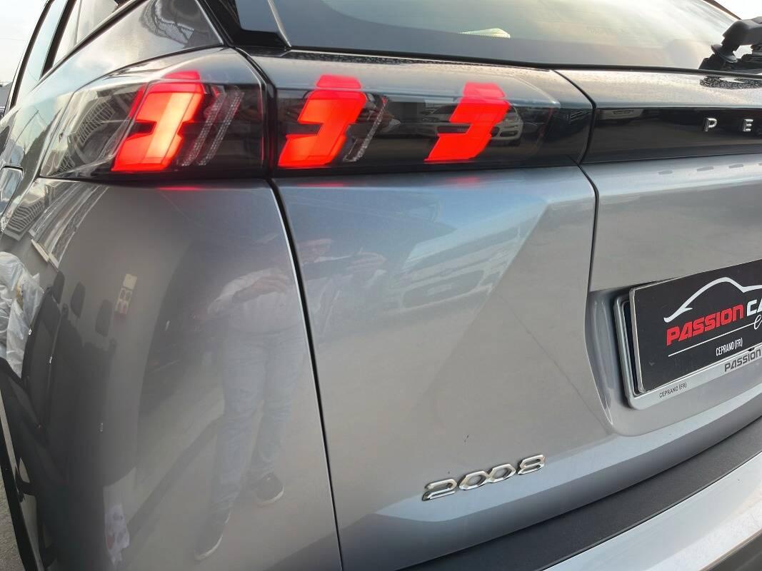 Peugeot 2008 1.2 puretech Active Pack s&s 100cv