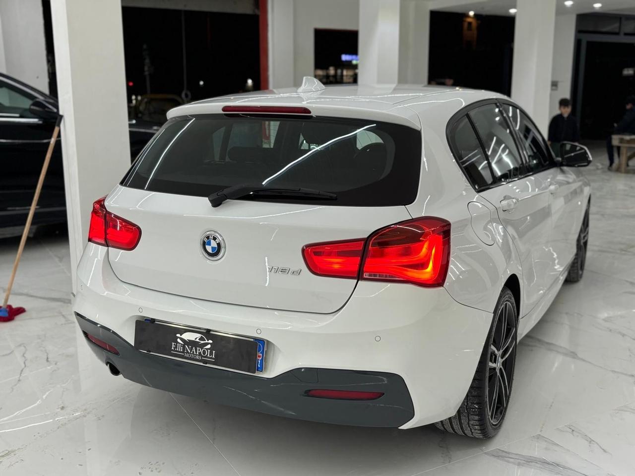 Bmw 118 118d 5p. Msport