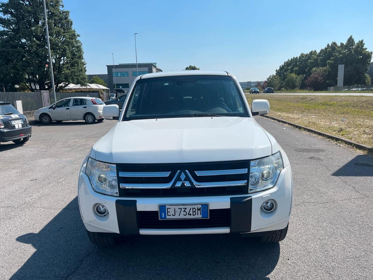 Mitsubishi Pajero 3.2 DI-D 16V 5p. Intense DPF