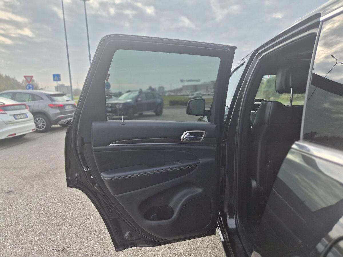 Jeep Grand Cherokee 3.0 crd V6 Summit Platinum edition 250cv auto