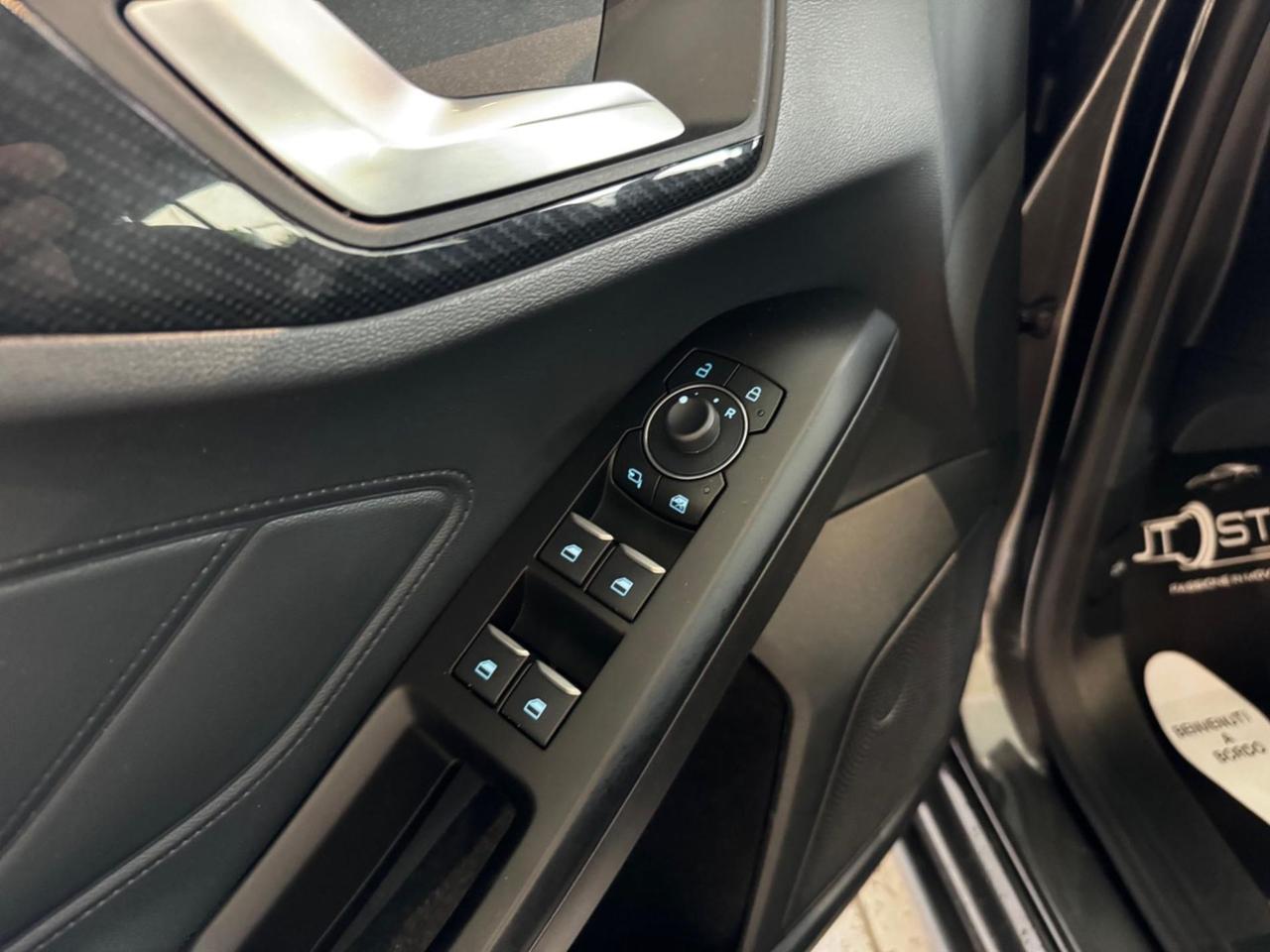 FORD Focus V 2022 1.5 EcoBlue 115 CV AUTO 5p. ST-Line - ANCHE NERA!