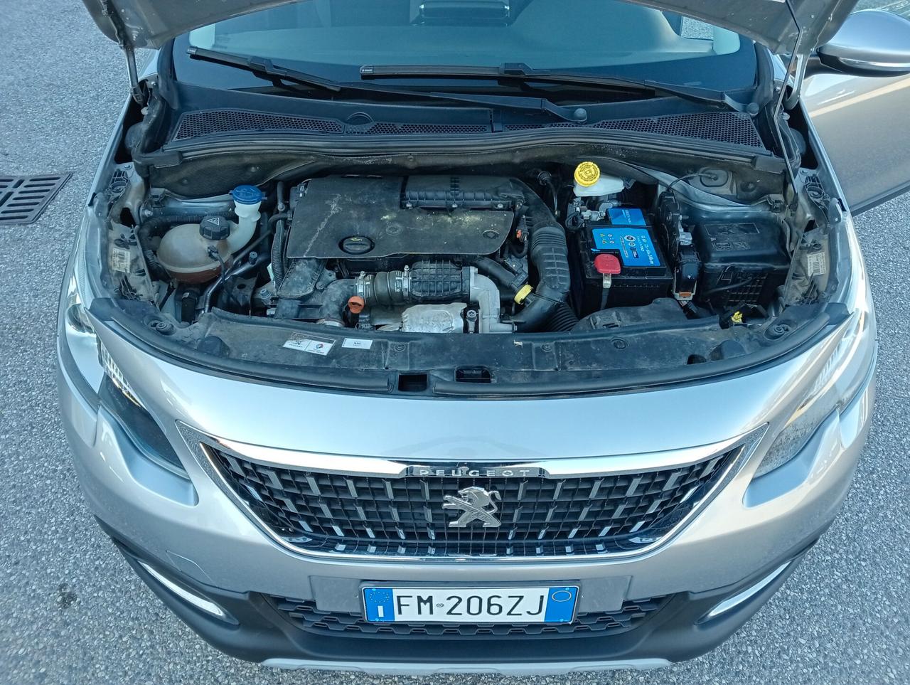 Peugeot 2008 1.6BlueHDi 100cv Allure OK NEOPATENTATI