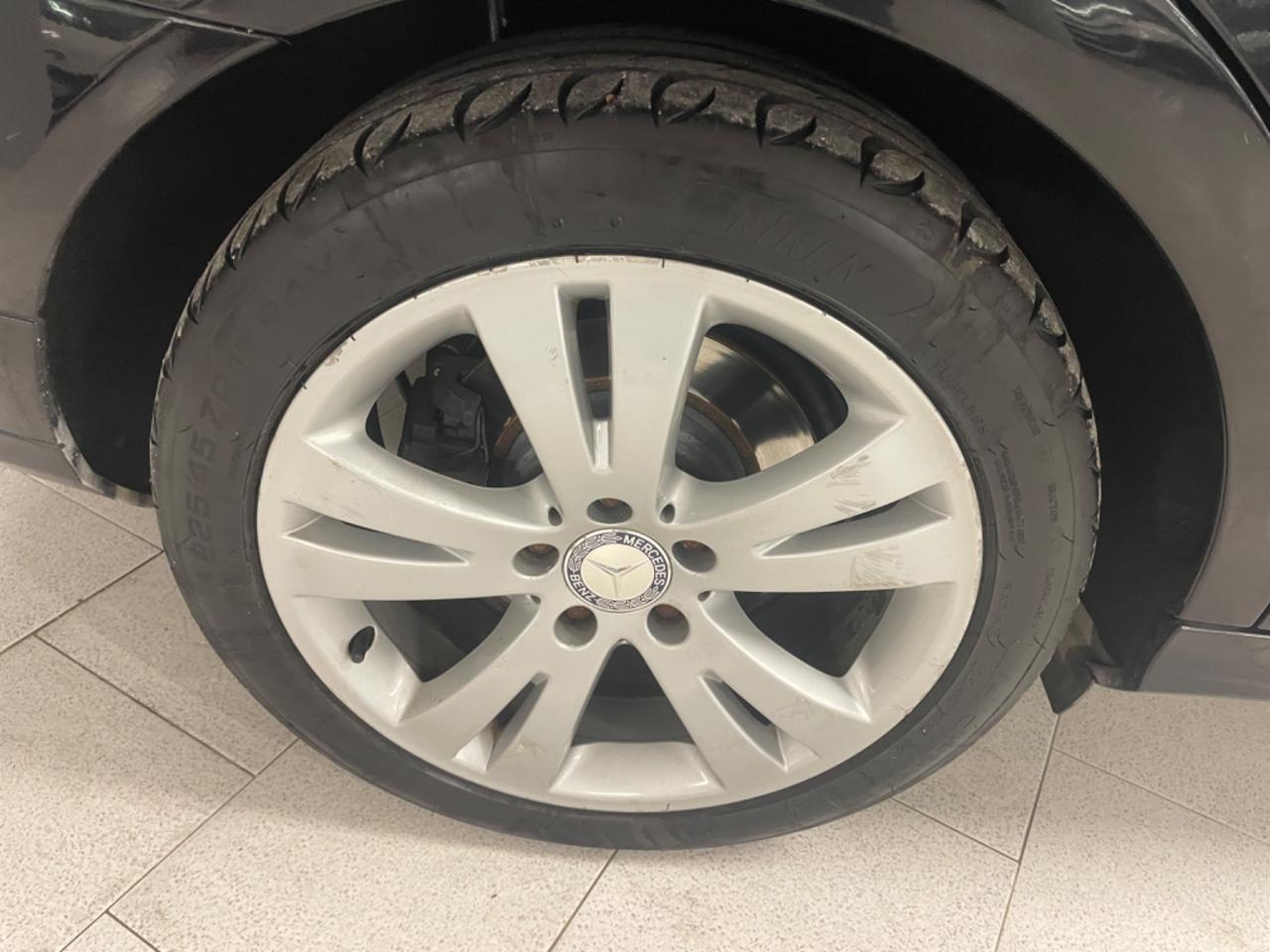 Mercedes-benz C 220 CDI BlueEFFICIENCY Avantgarde Automatica