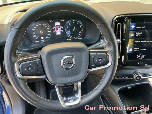 VOLVO XC40 T3 R-design