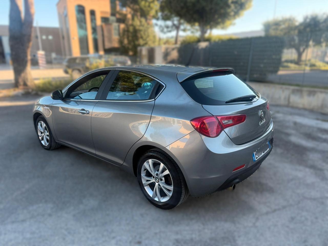 ALFA ROMEO GIULIETTA 1.4 GPL 2011 12 MESI DI GARANZIA