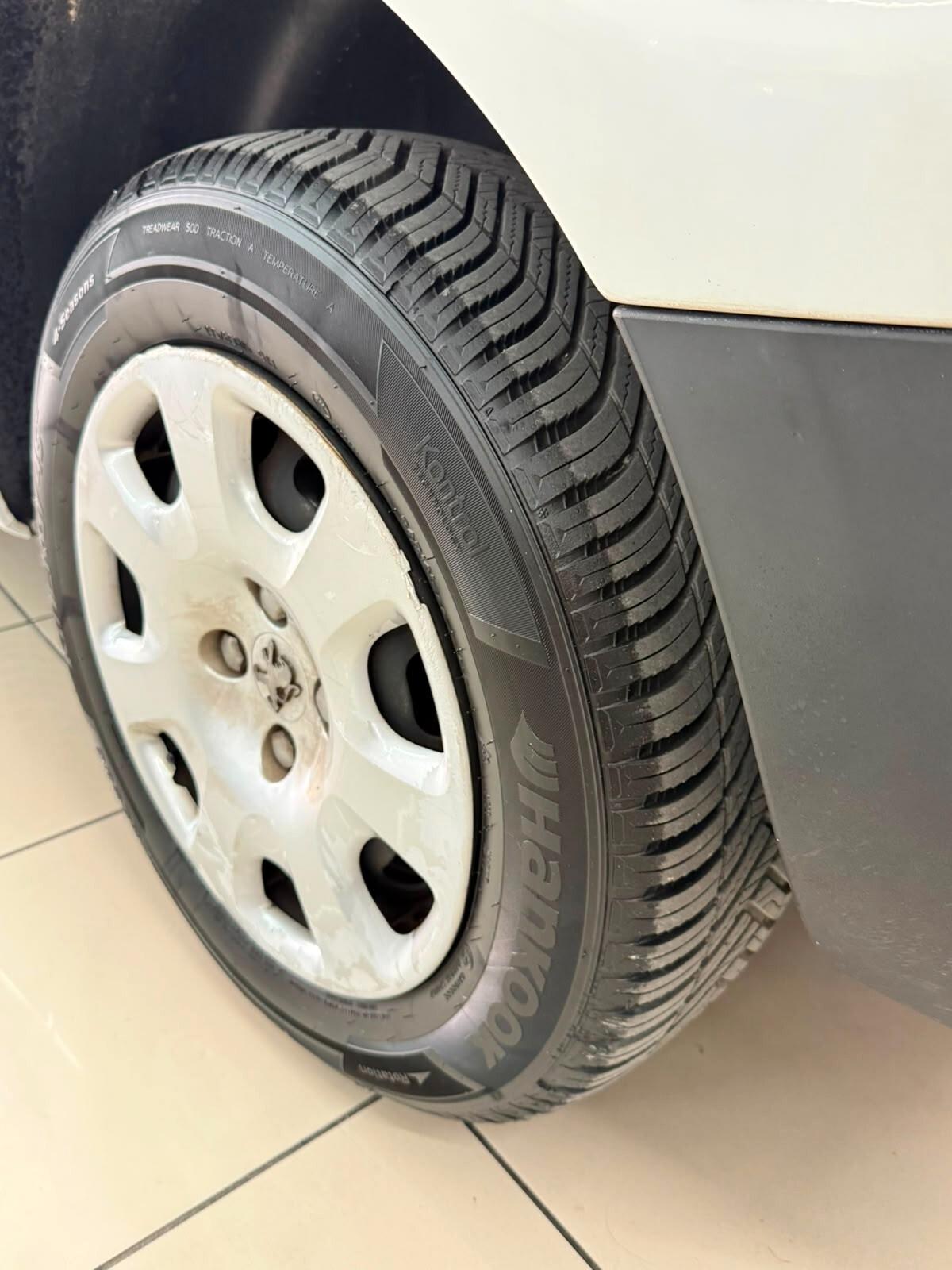 Peugeot Partner Tepee BlueHDi 75 Access