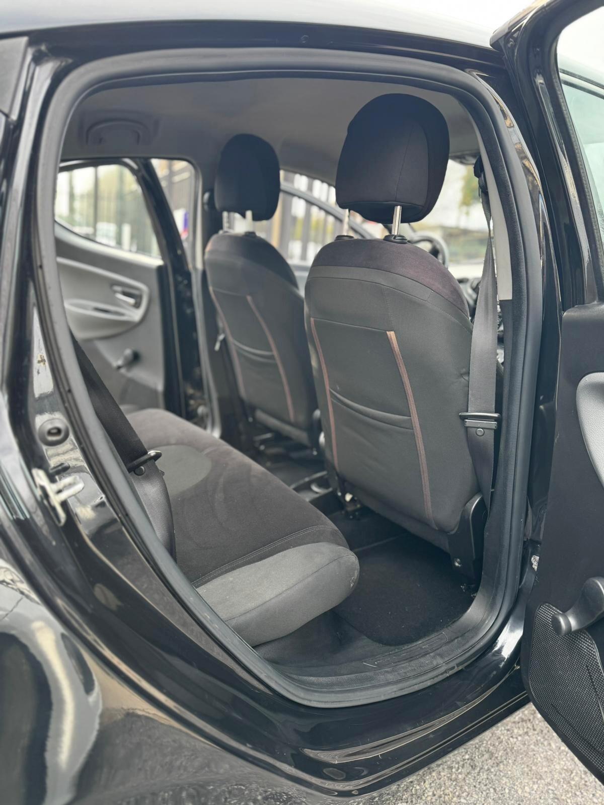 Lancia Ypsilon 1.3 MJT 16V 95 CV 5 porte S&S Platinum