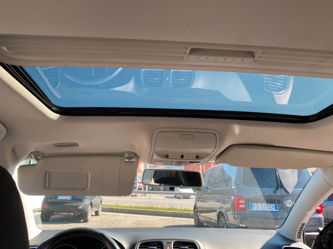 Volkswagen Golf 1.6 TDI DPF 5p. Highline