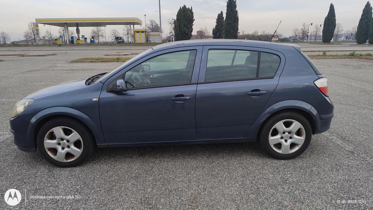 Opel Astra 1.3 CDTI 5P Club Unico prop