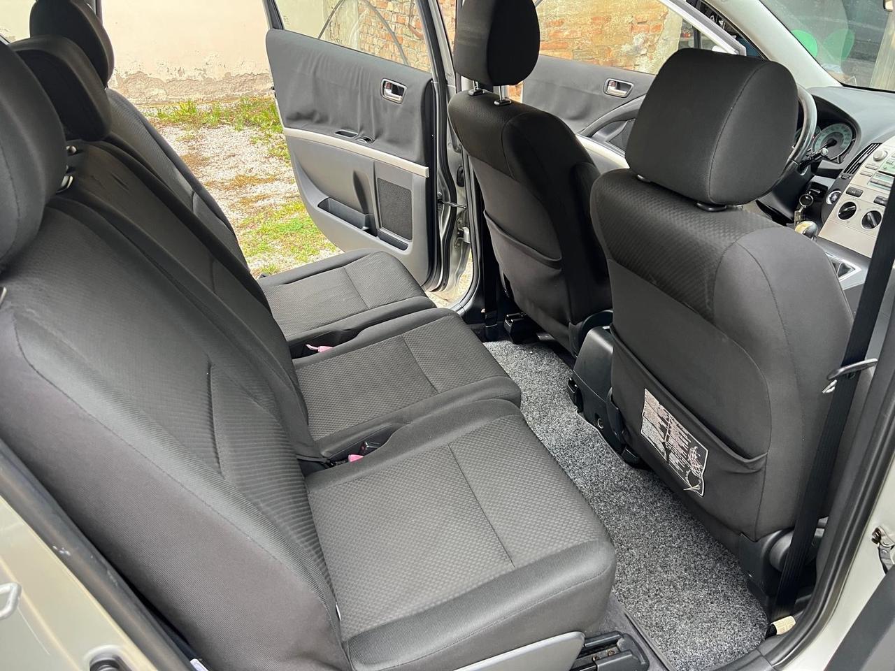 Toyota Corolla Verso 2.2 16V D-4D