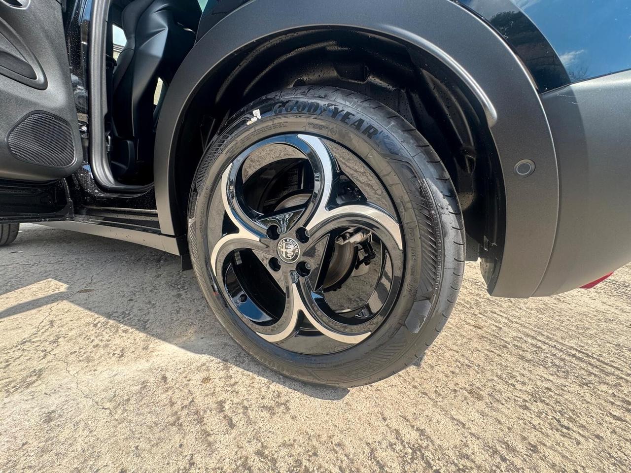 Alfa Romeo Junior 1.2 145 CV Hybrid eDCT6 Speciale