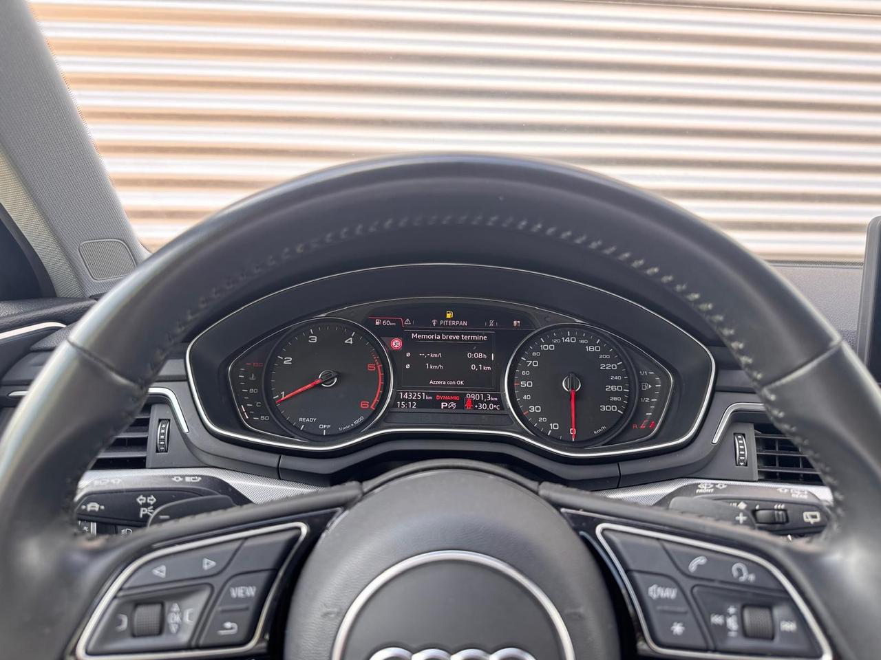 AUDI A4 AVANT 40 TDI S-TRONIC QUATTRO SPORT