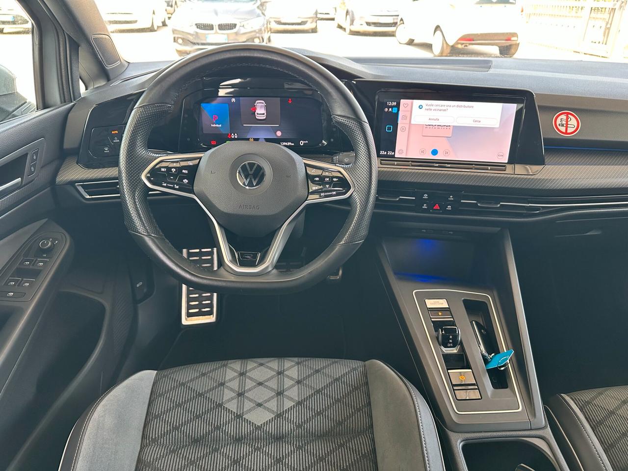 VW GOLF 8*2.0TDI*150CV*2XR-LINE*VIRTUAL*SEDILI SPORTIVI*NAVI*LED*AUT*