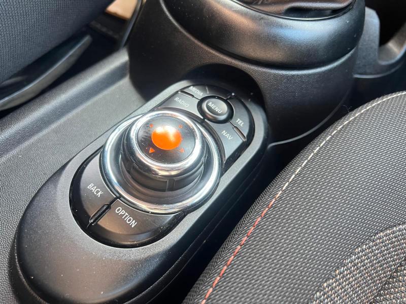 Mini Cabrio Cooper 1.5