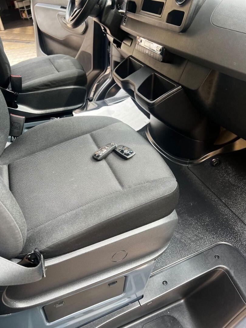 MERCEDES-BENZ ESPRINTER ARMADA ESPRINTER KA