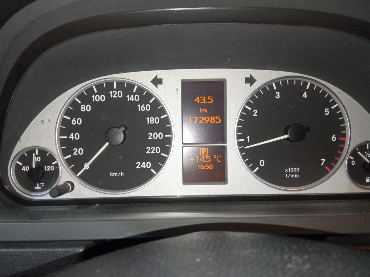 Mercedes-benz B 180 BlueEFFICIENCY Sport 116CV